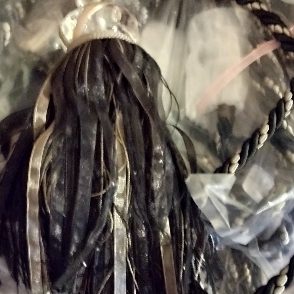 Curtain tie backs - Picture 7 of 10